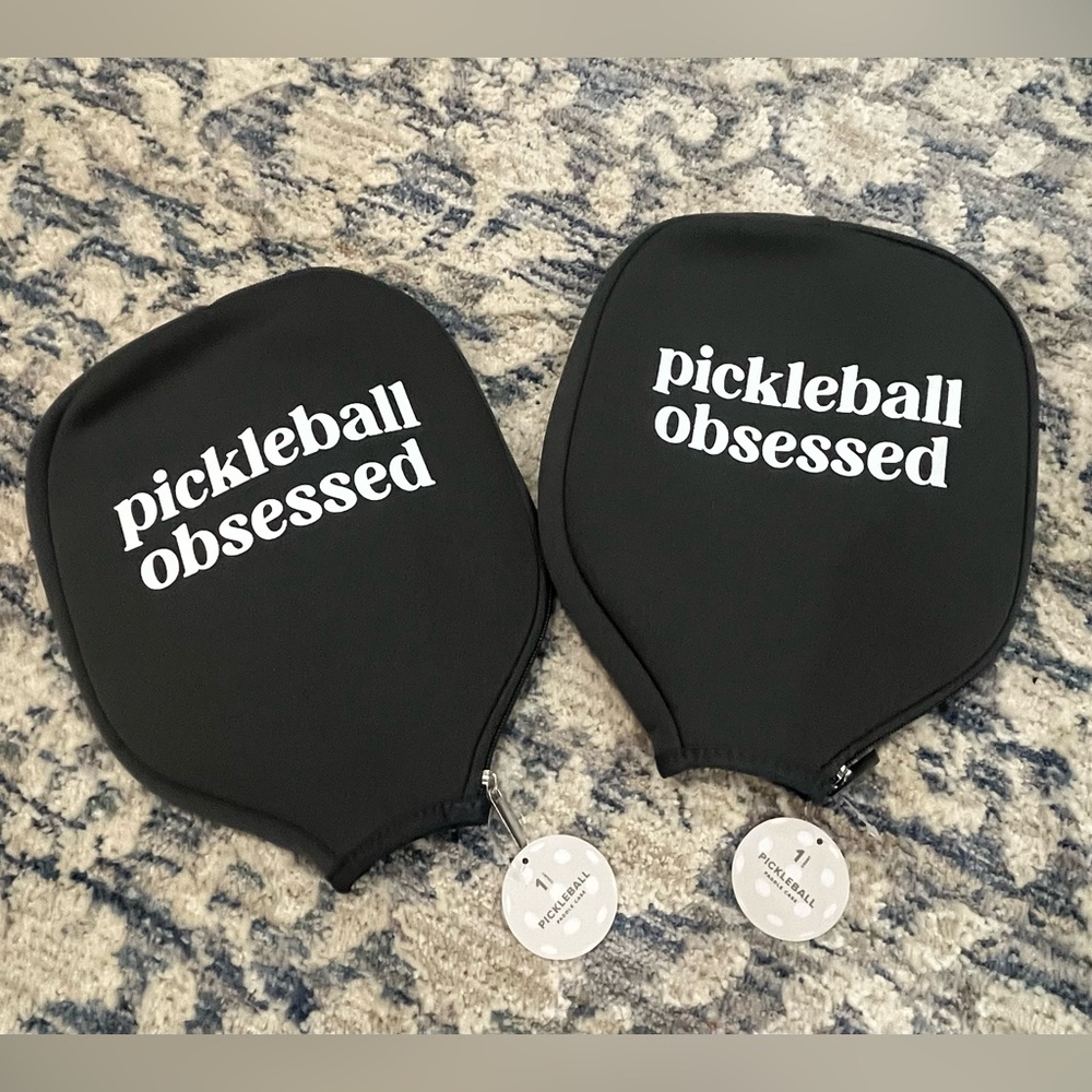 Pickleball Paddle Covers, black case (gray/black) This is a set that includes 2!